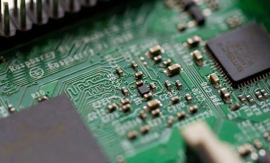 车载精密传感器 PCBA:抗震动、抗干扰、高可靠制造要点(图2) 车载精密传感器 PCBA:抗震动、抗干扰、高可靠制造要点(图2)